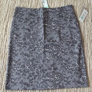 Margaret M Gray Floral Lace Pattern Pencil Skirt